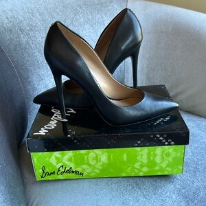 Sam Edelman Leather Black Shoes.